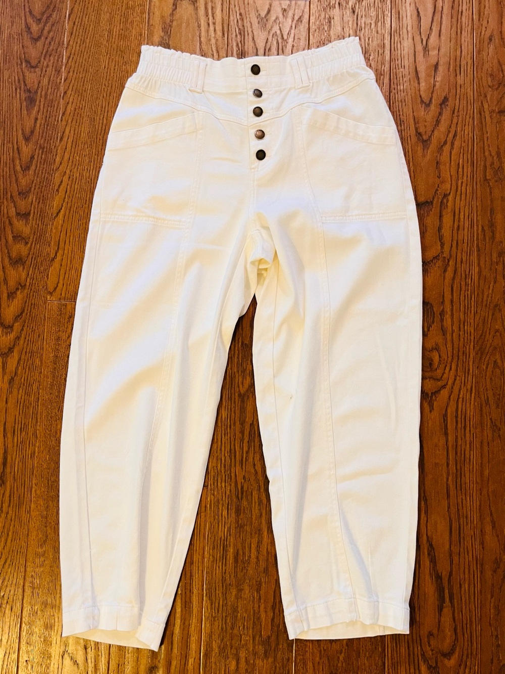 Knox Rose White High-Waist Button-Front Trousers